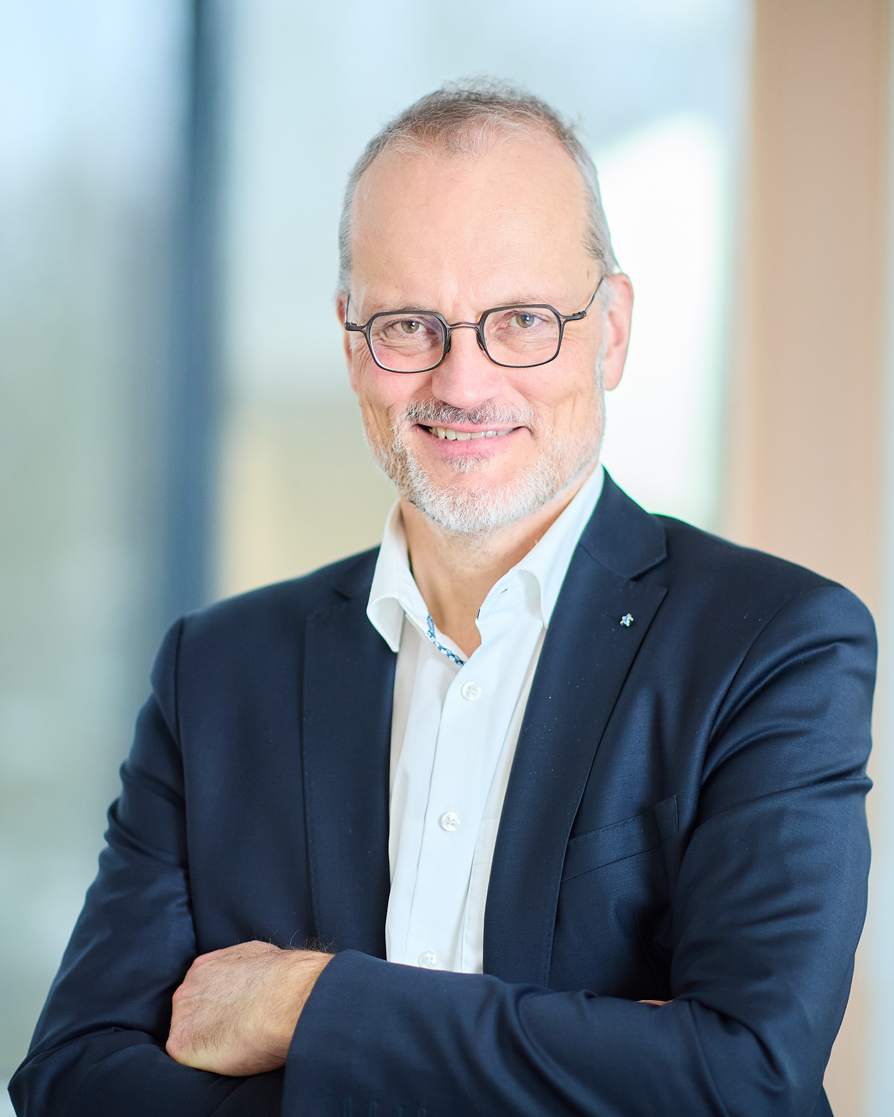 Mr. Andreas Boschen